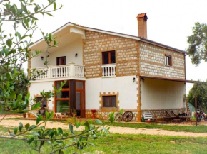 Отель Gio Horses B&B  San Nicandro Garganico